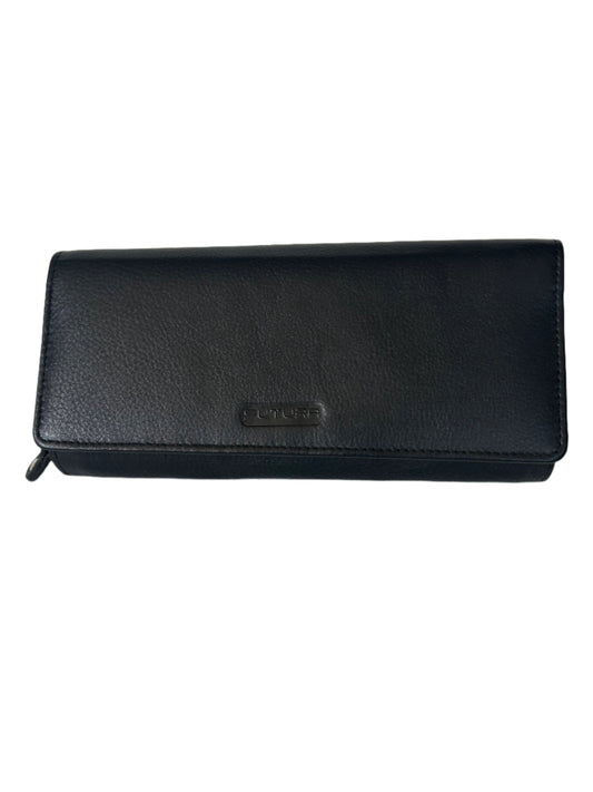 Futura Leather Purse A1266L