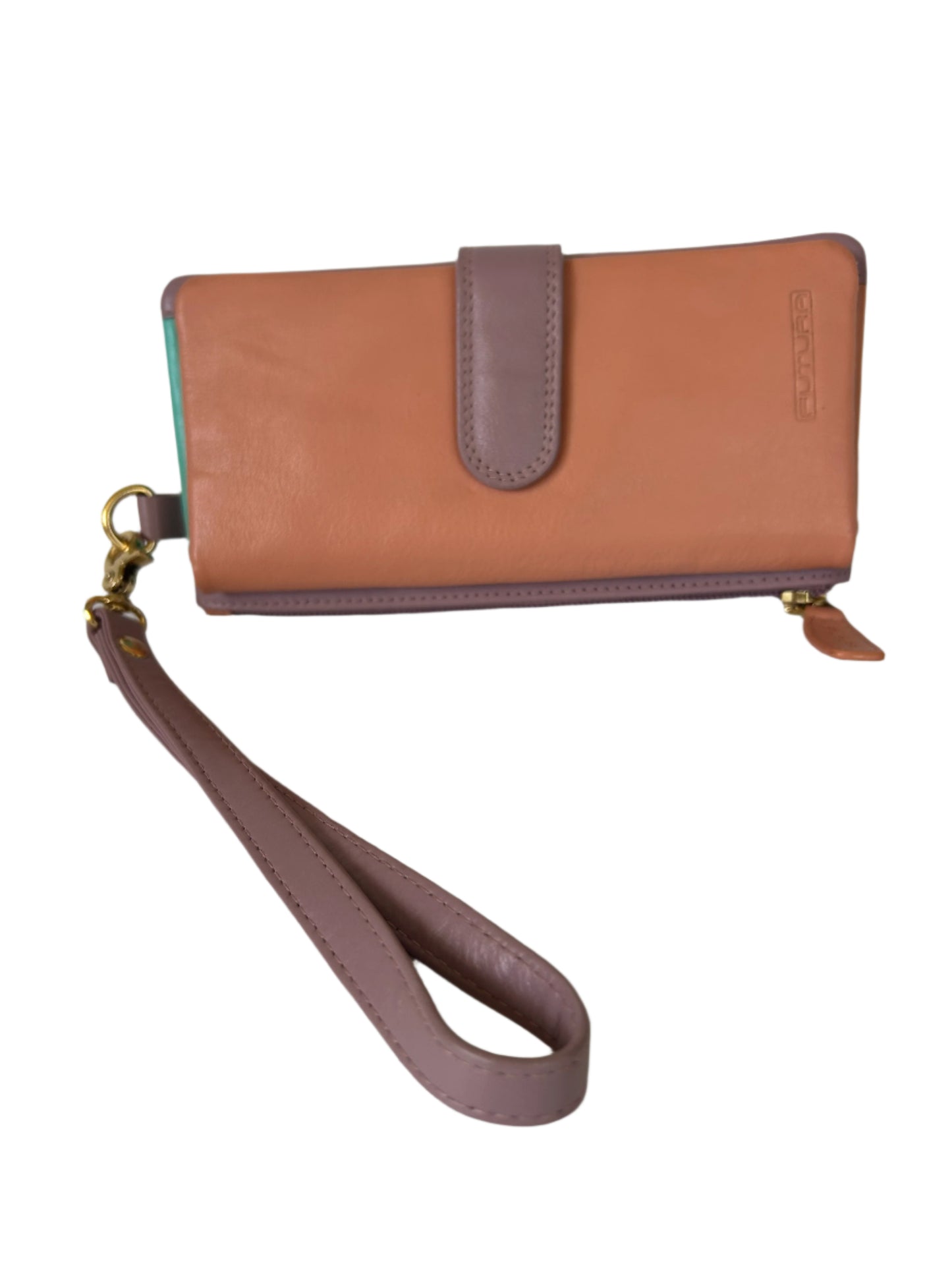 Futura Leather Purse 667l